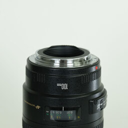 Canon EF100mm F2.8 マクロ USM