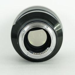 SIGMA Art 135mm F1.8 DG HSM (ソニーE用) SIGMA Art 135mm F1.8 DG HSM (ソニーE用)