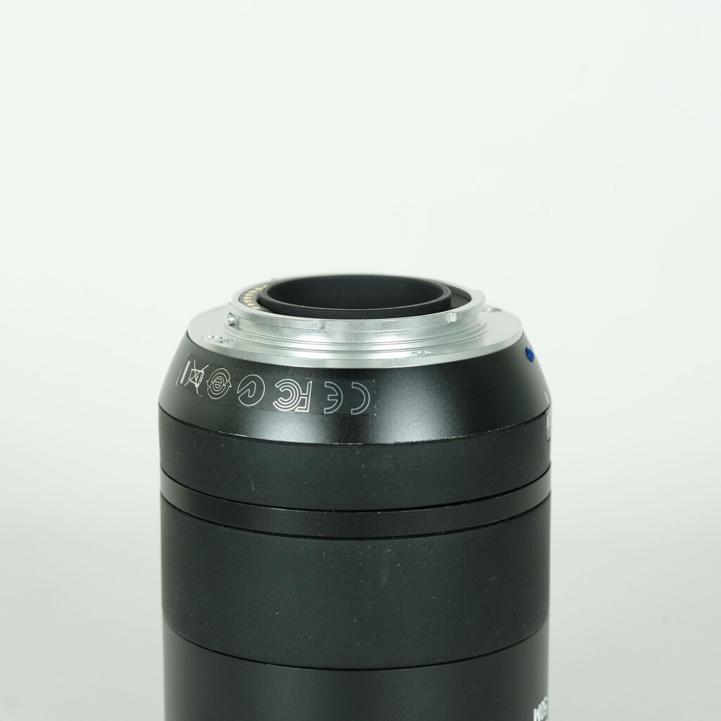 Carl Zeiss Touit 2.8/50M [フジフイルムX用]