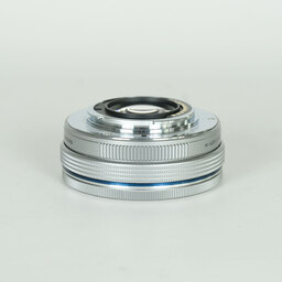 OLYMPUS M.ZUIKO DIGITAL ED 14-42mm F3.5-5.6 EZ シルバー OLYMPUS M.ZUIKO DIGITAL ED 14-42mm F3.5-5.6 EZ シルバー