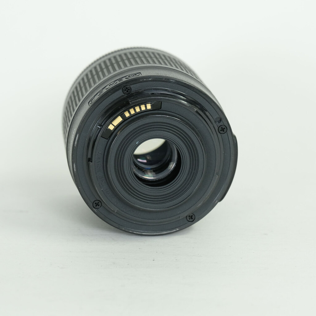 Canon EF-S18-55mm F3.5-5.6 IS STM
