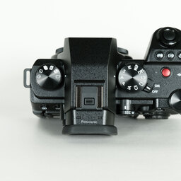 Panasonic LUMIX S5II DC-S5M2