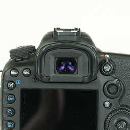 Canon EOS 7D Mark II Canon EOS 7D Mark II