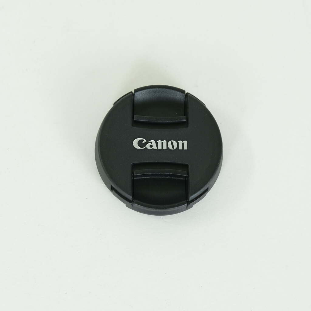 Canon EF-S35mm F2.8 マクロ IS STM