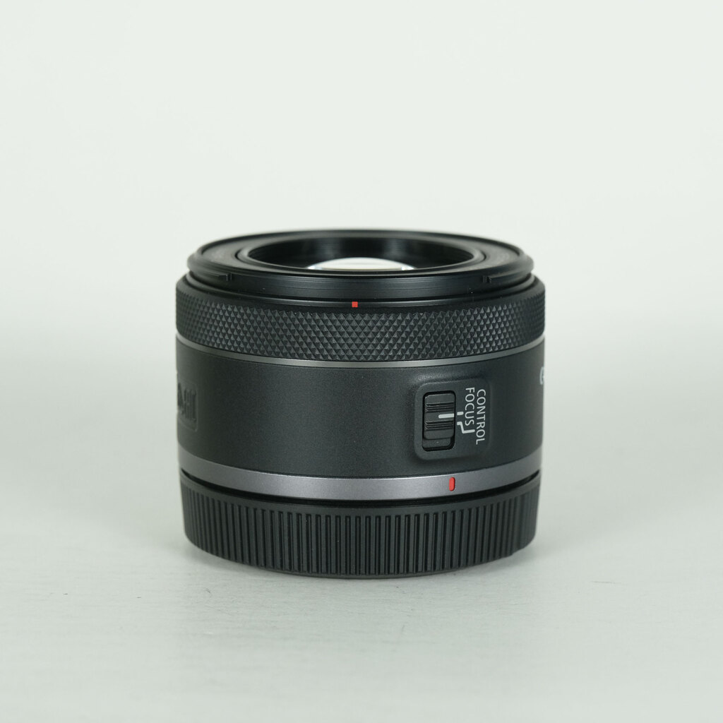 Canon RF50mm F1.8 STM Canon RF50mm F1.8 STM