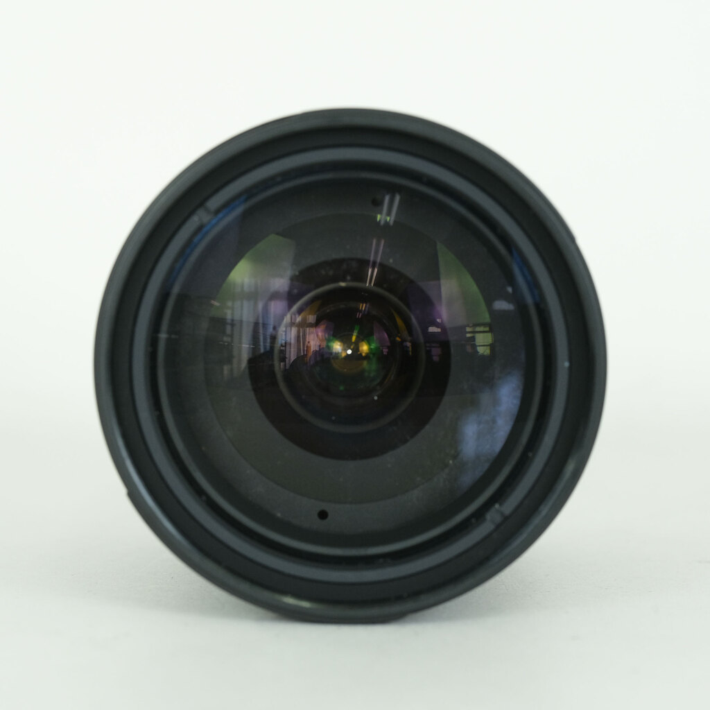 Nikon AF-S DX VR Zoom-Nikkor 18-200mm F3.5-5.6G IF-ED