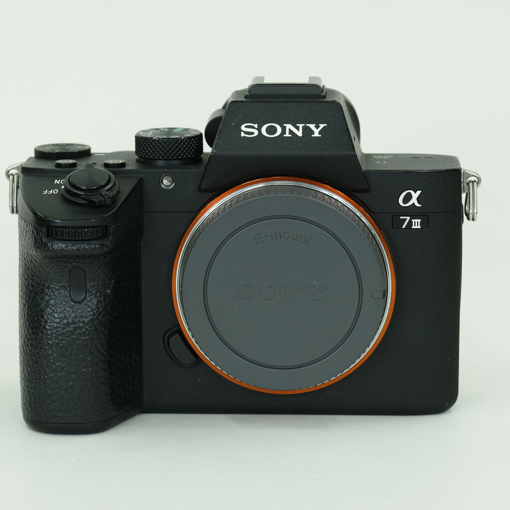 SONY α7 III(ILCE-7M3) SONY α7 III(ILCE-7M3)
