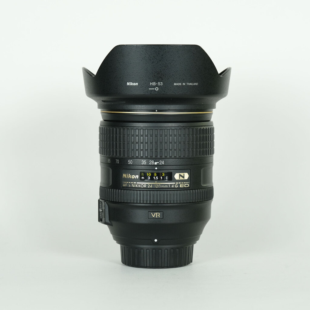 Nikon AF-S NIKKOR 24-120mm f/4G ED VR Nikon AF-S NIKKOR 24-120mm f/4G ED VR