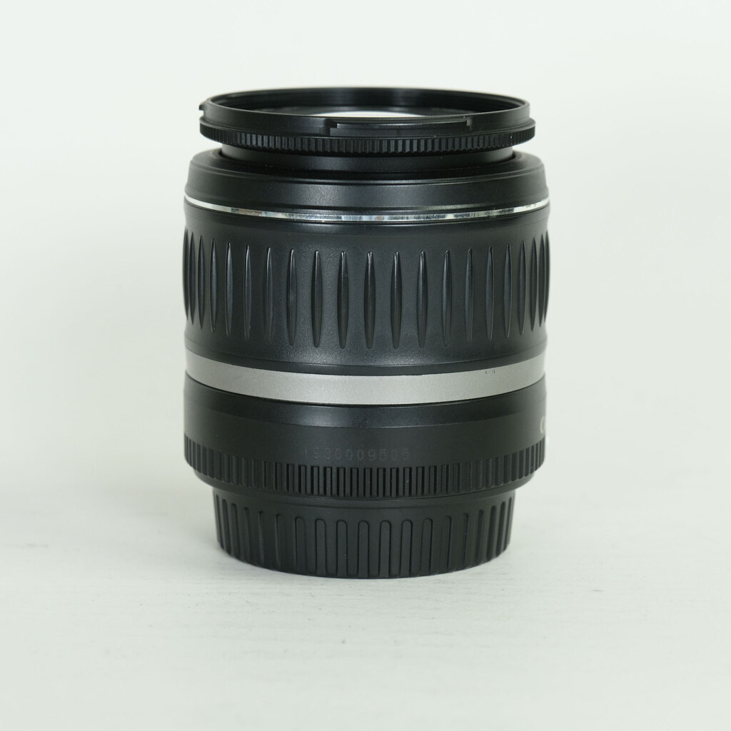 Canon EF-S 18-55mm F3.5-5.6 II USM