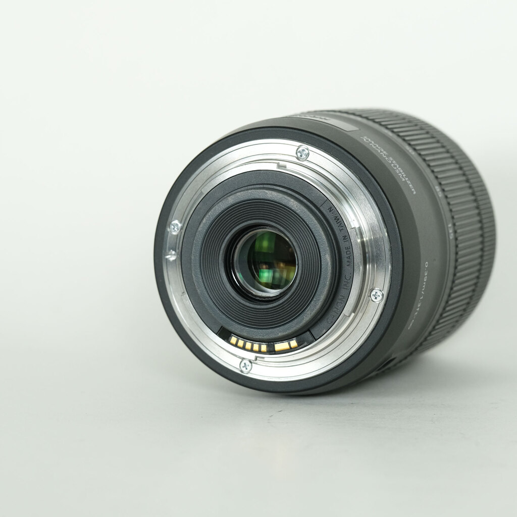 Canon EF-S18-135mm F3.5-5.6 IS USM