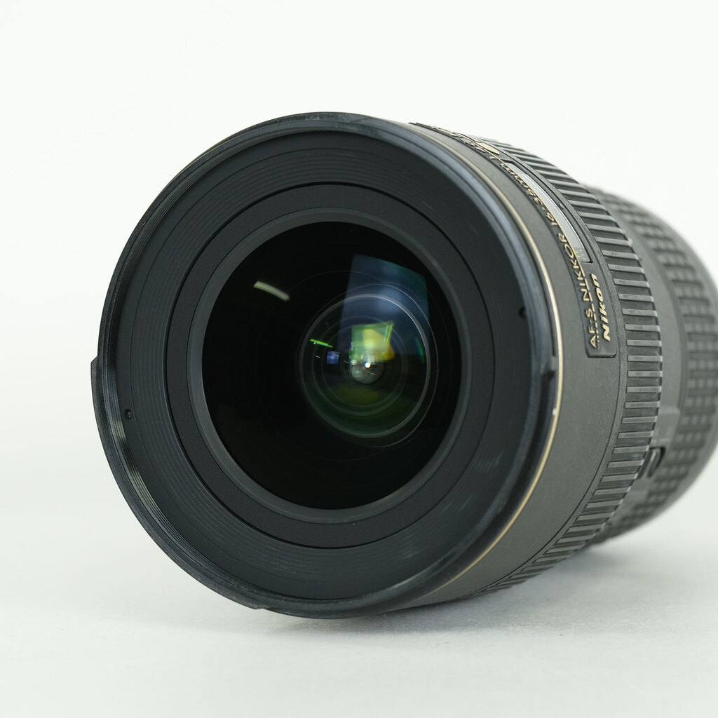 Nikon AF-S NIKKOR 16-35mm F4 G ED VR