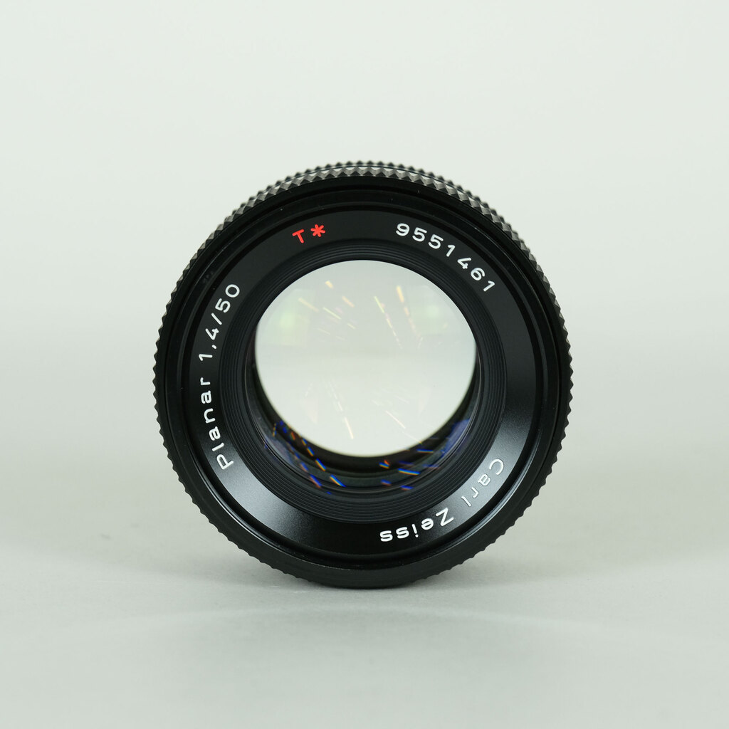 Carl Zeiss Planar T* 50mm F1.4の出品 | ONE SCENE（ワンシーン）