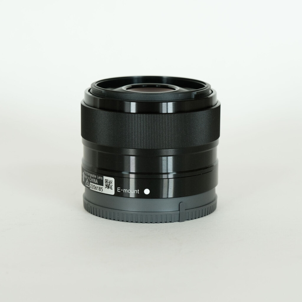 SONY E 35mm F1.8 OSS SEL35F18 SONY E 35mm F1.8 OSS SEL35F18