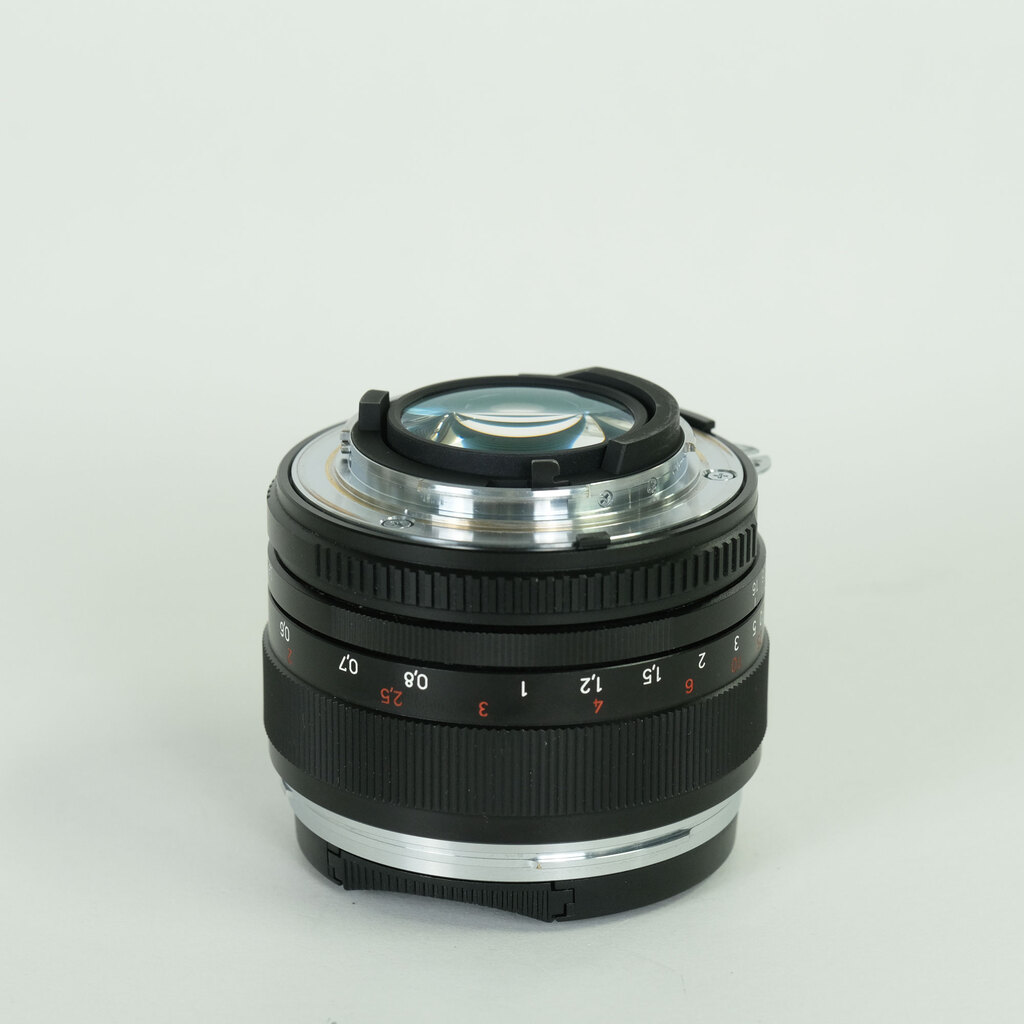 Carl Zeiss Planar T* 50mm F1.4 ZF [ニコンF用]