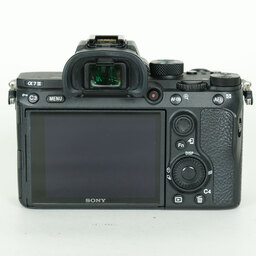 SONY α7 III（ILCE-7M3）