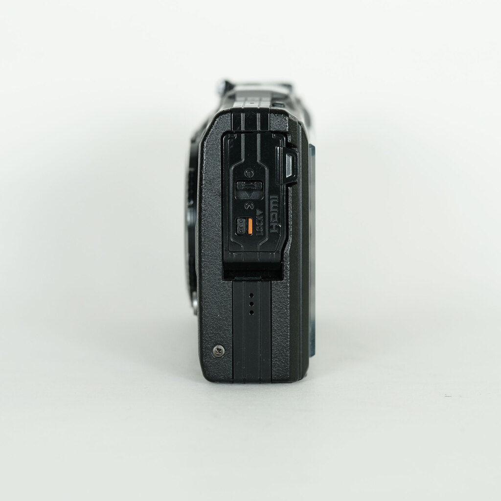 OLYMPUS Tough TG-5 ブラック