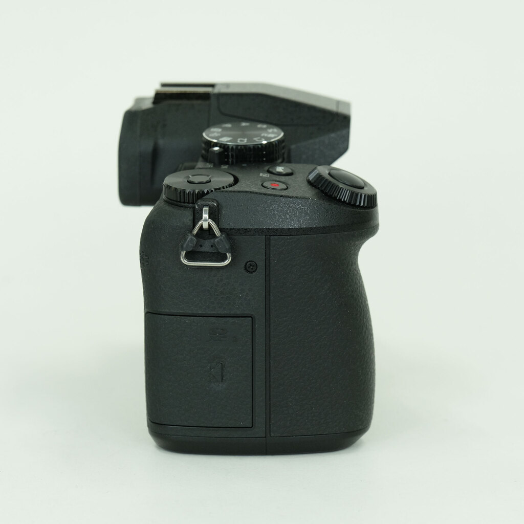 Panasonic LUMIX DMC-G8