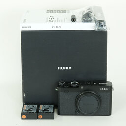 FUJIFILM X-E4