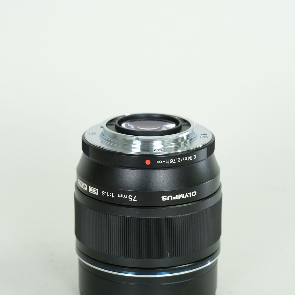 OLYMPUS M.ZUIKO DIGITAL ED 75mm F1.8の出品 | ONE SCENE（ワンシーン）