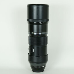 OLYMPUS M.ZUIKO DIGITAL ED 300mm F4.0 IS PRO