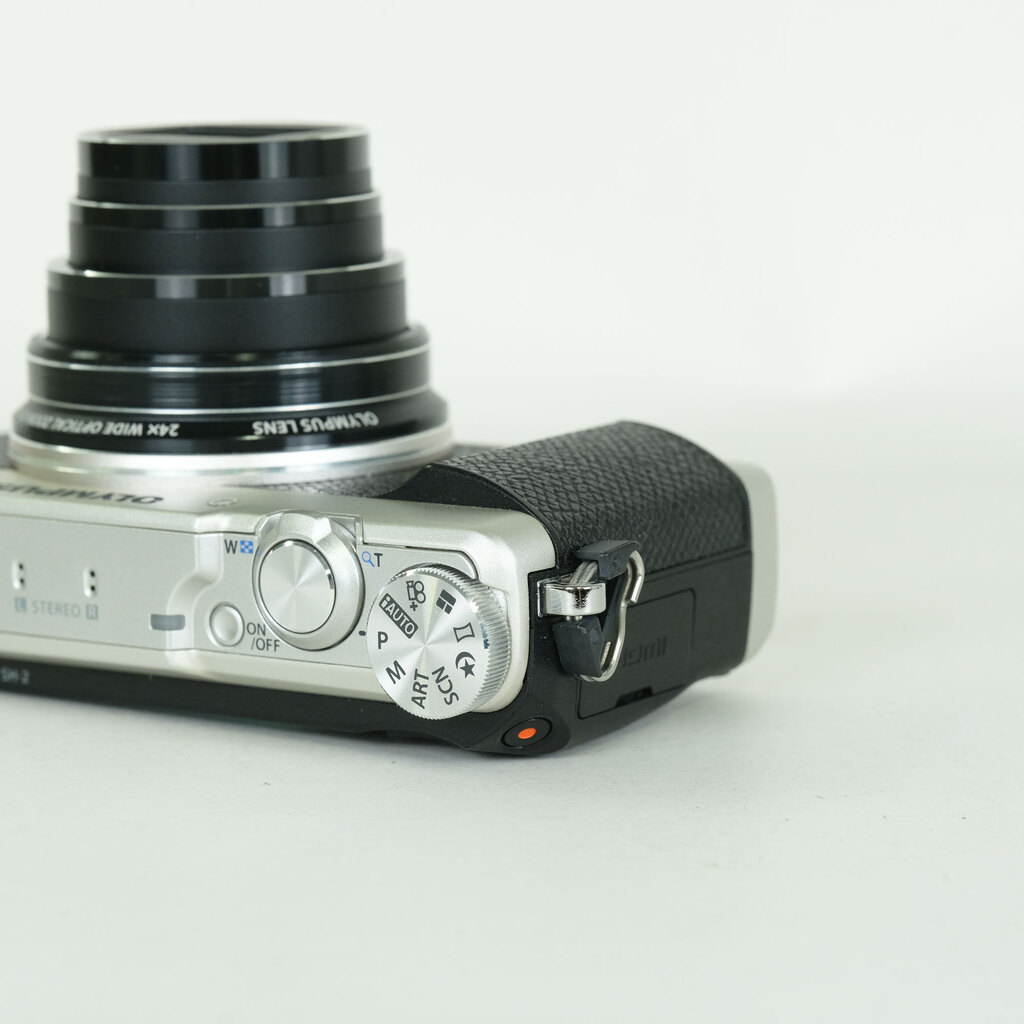 OLYMPUS STYLUS SH-2 シルバー