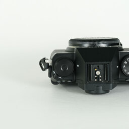 FUJIFILM X-S20