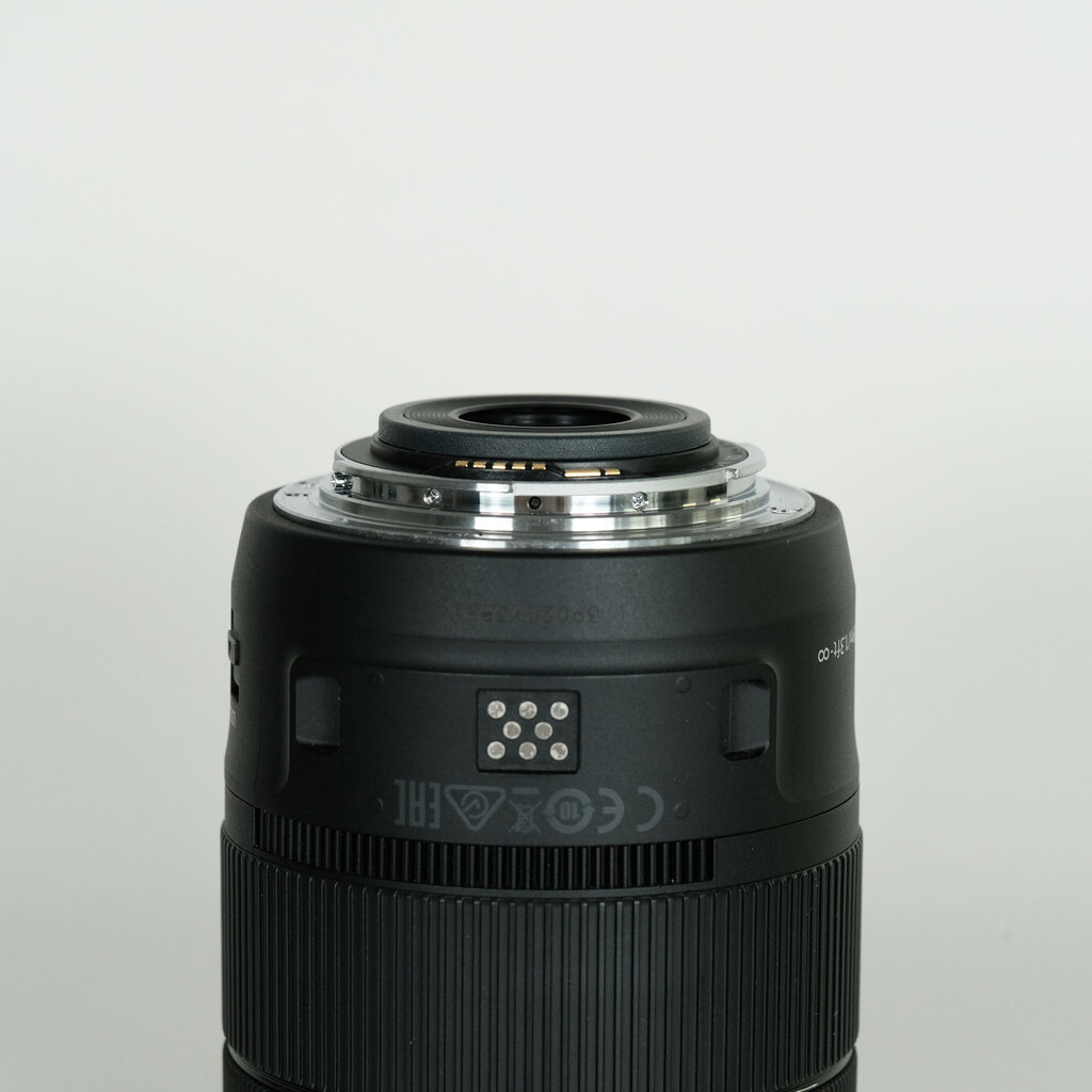 Canon EF-S18-135mm F3.5-5.6 IS USM