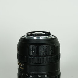 Nikon AF-S DX VR Zoom-Nikkor 18-200mm F3.5-5.6G IF-ED