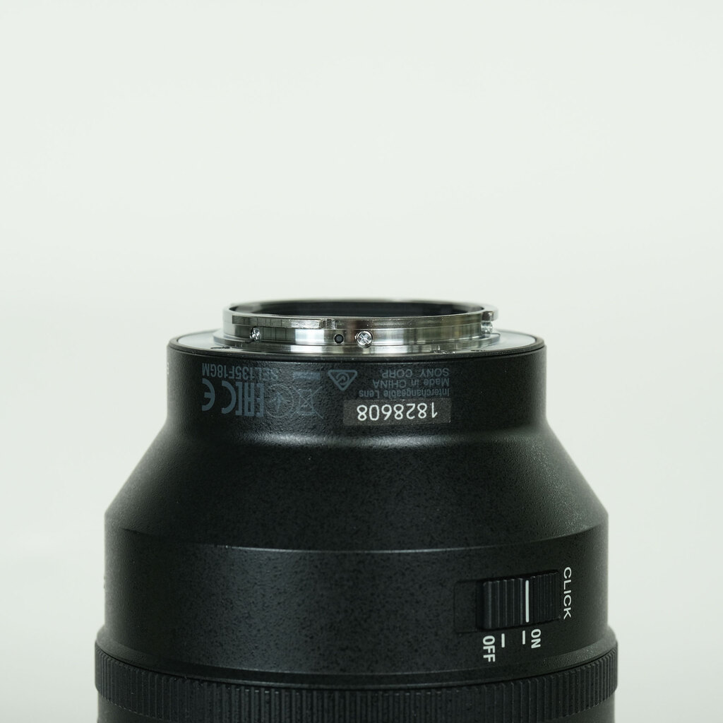 SONY FE 135mm F1.8 GM SEL135F18GMの出品 | ONE SCENE（ワンシーン）