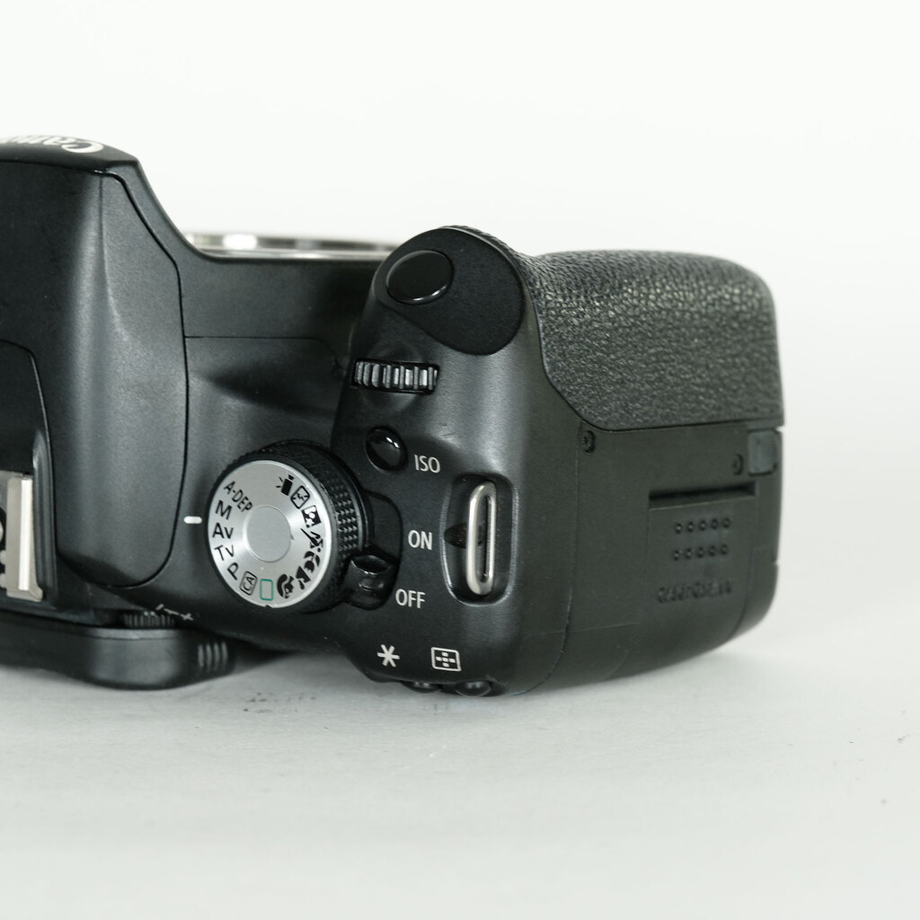 Canon EOS Kiss X3 ボディ