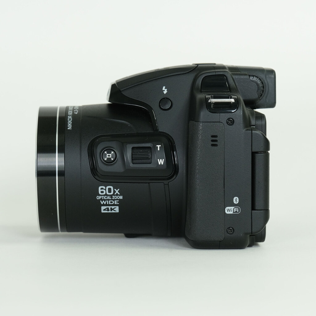 Nikon COOLPIX B700 ブラック Nikon COOLPIX B700 ブラック