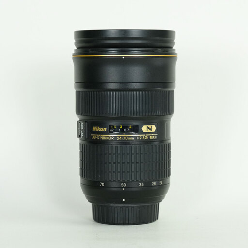 Nikon AF-S NIKKOR 24-70mm f/2.8G ED Nikon AF-S NIKKOR 24-70mm f/2.8G ED