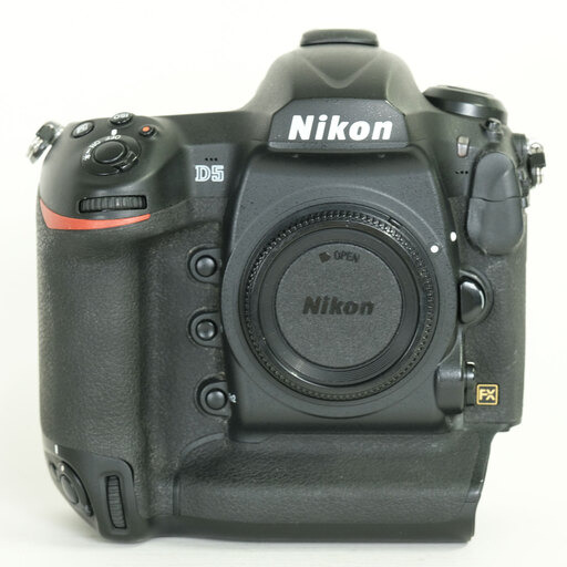 Nikon D5