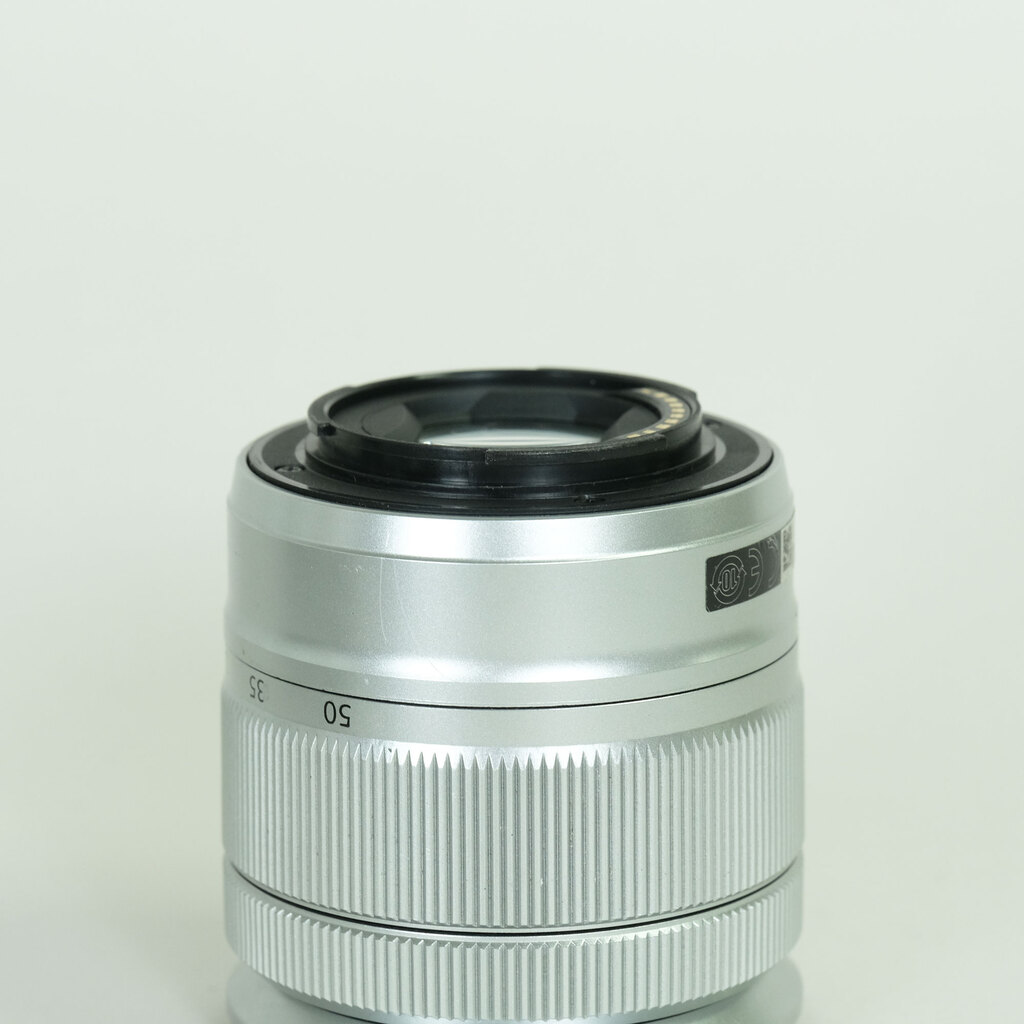 FUJIFILM フジノン XC16-50mm F3.5-5.6 OIS シルバー
