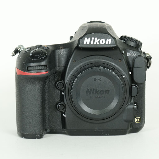 Nikon D850