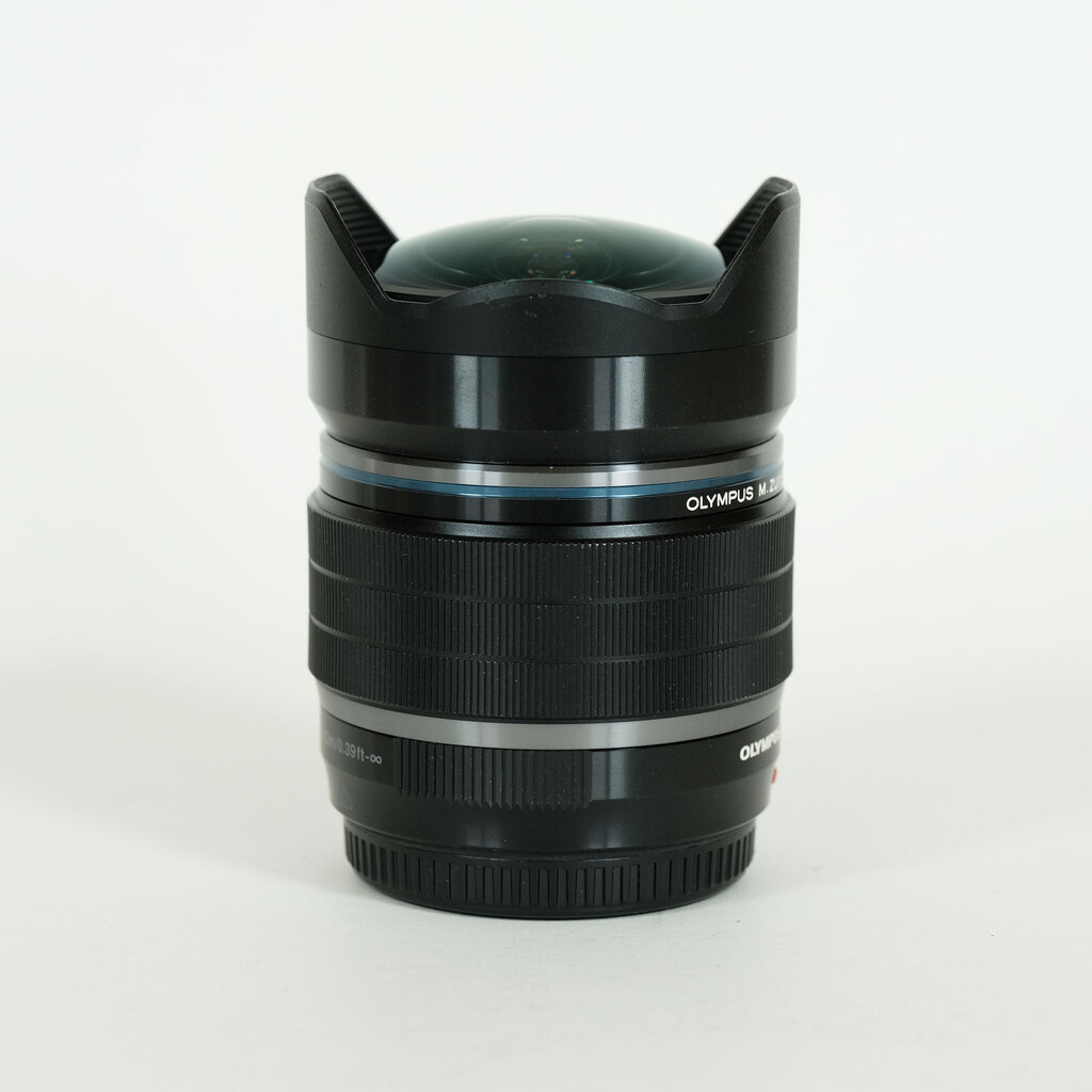 OLYMPUS M.ZUIKO DIGITAL ED 8mm F1.8 Fisheye PRO