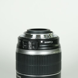 Canon EF-S18-200mm F3.5-5.6 IS