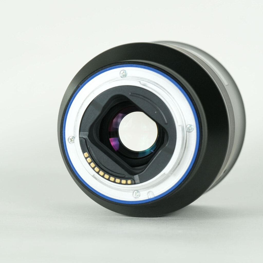 Carl Zeiss Batis 2/40 CF [ソニーE用]の出品 | ONE SCENE（ワンシーン）