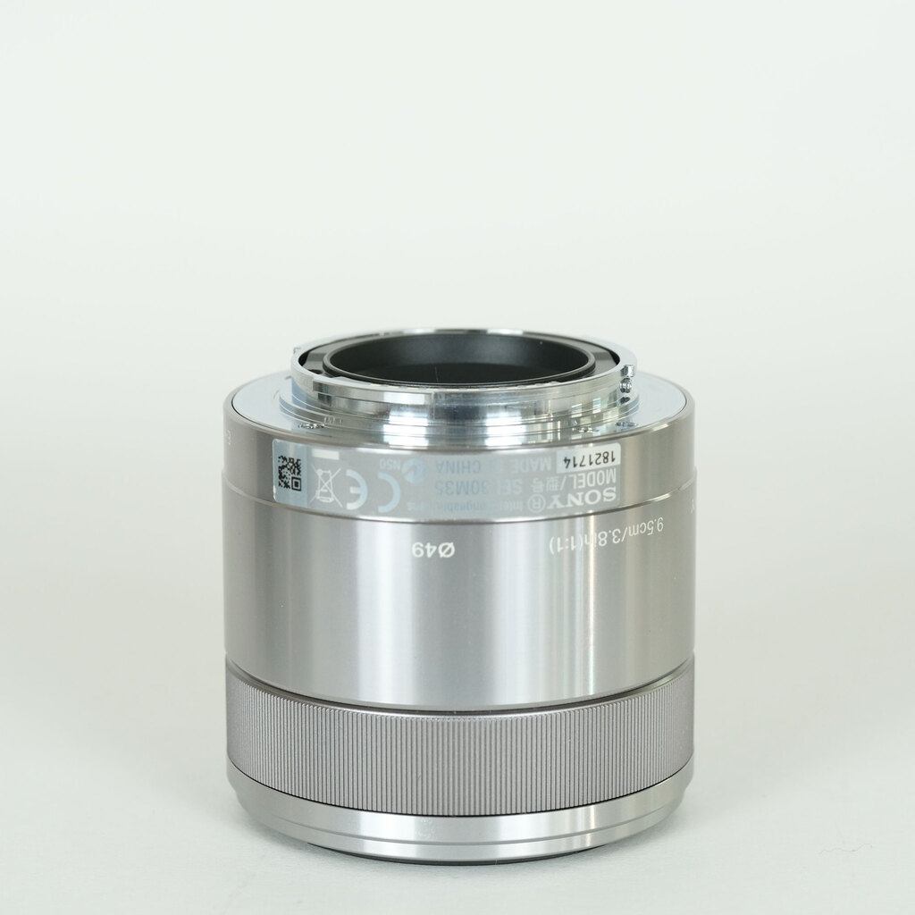 SONY E 30mm F3.5 Macro SEL30M35