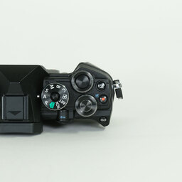 OM SYSTEM OM-5