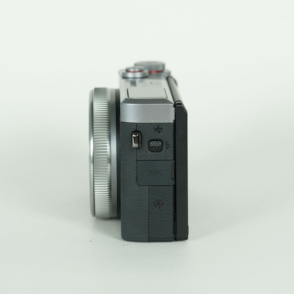 Canon PowerShot G7X Mark III シルバー Canon PowerShot G7X Mark III シルバー