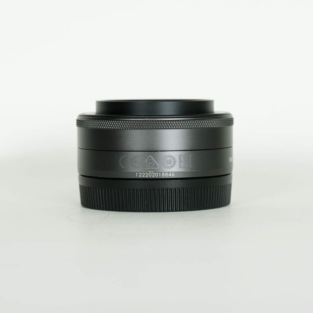 Canon EF-M22mm F2 STM