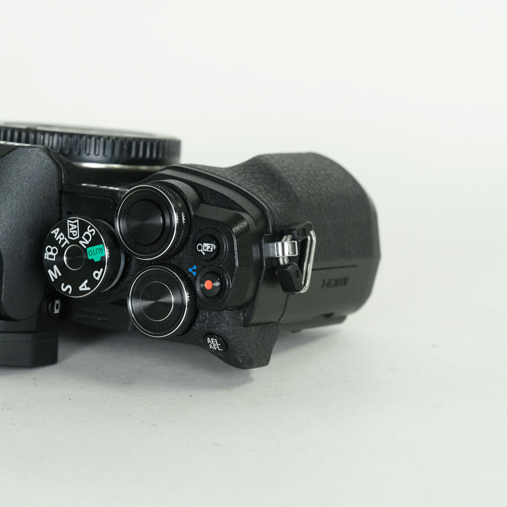 OLYMPUS OM-D E-M10 Mark IV