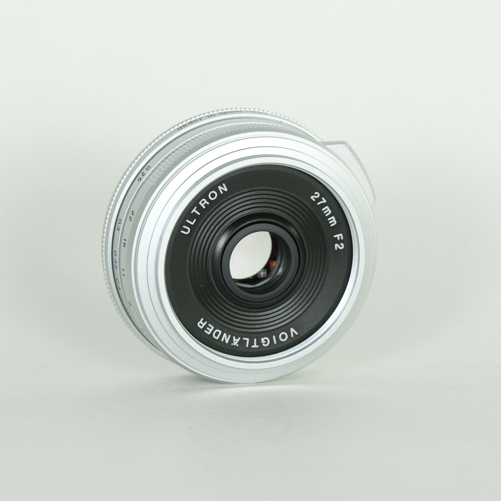 Voigtlander ULTRON 27mm F2 X-mount(フジフイルムX用) シルバー Voigtlander ULTRON 27mm F2 X-mount(フジフイルムX用) シルバー