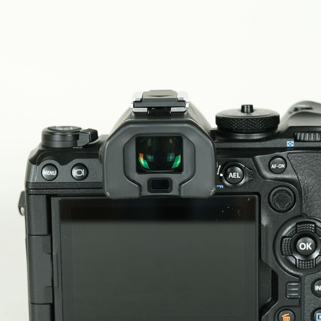OM SYSTEM OM-1 Mark II