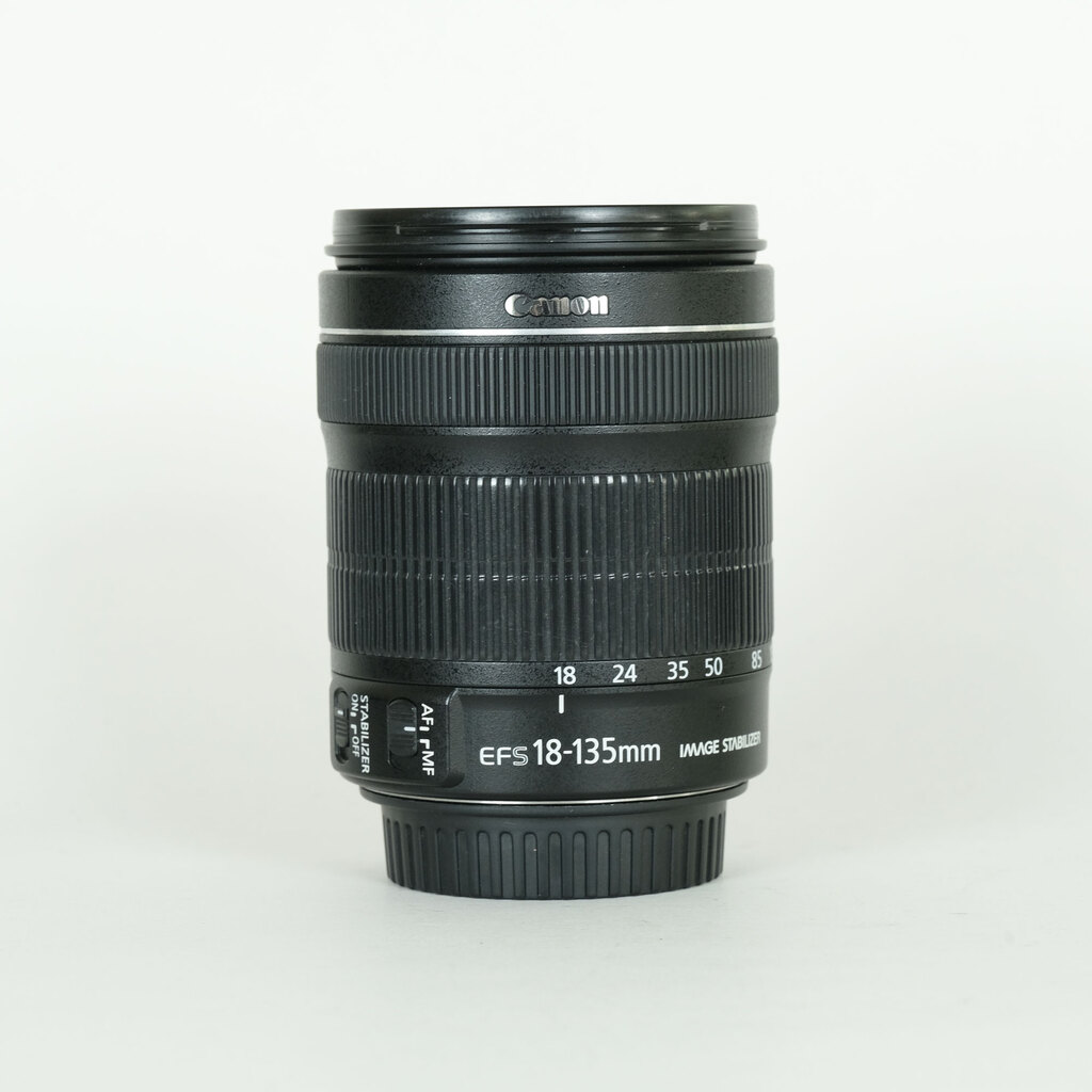 Canon EF-S18-135mm F3.5-5.6 IS STM