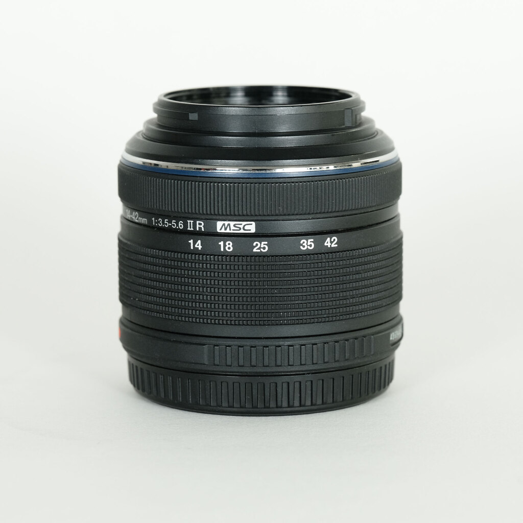 OLYMPUS M.ZUIKO DIGITAL 14-42mm F3.5-5.6IIR ブラック