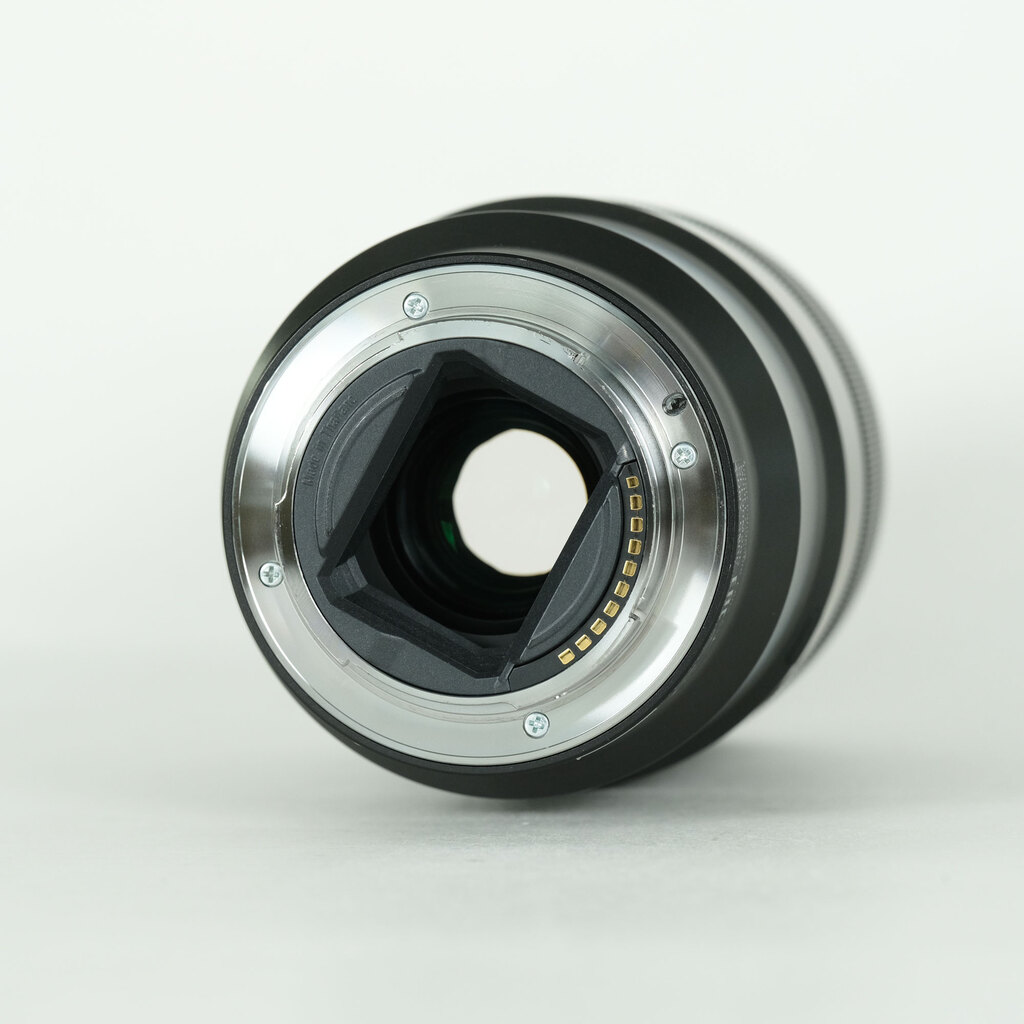 SONY FE 90mm F2.8 Macro G OSS SEL90M28G