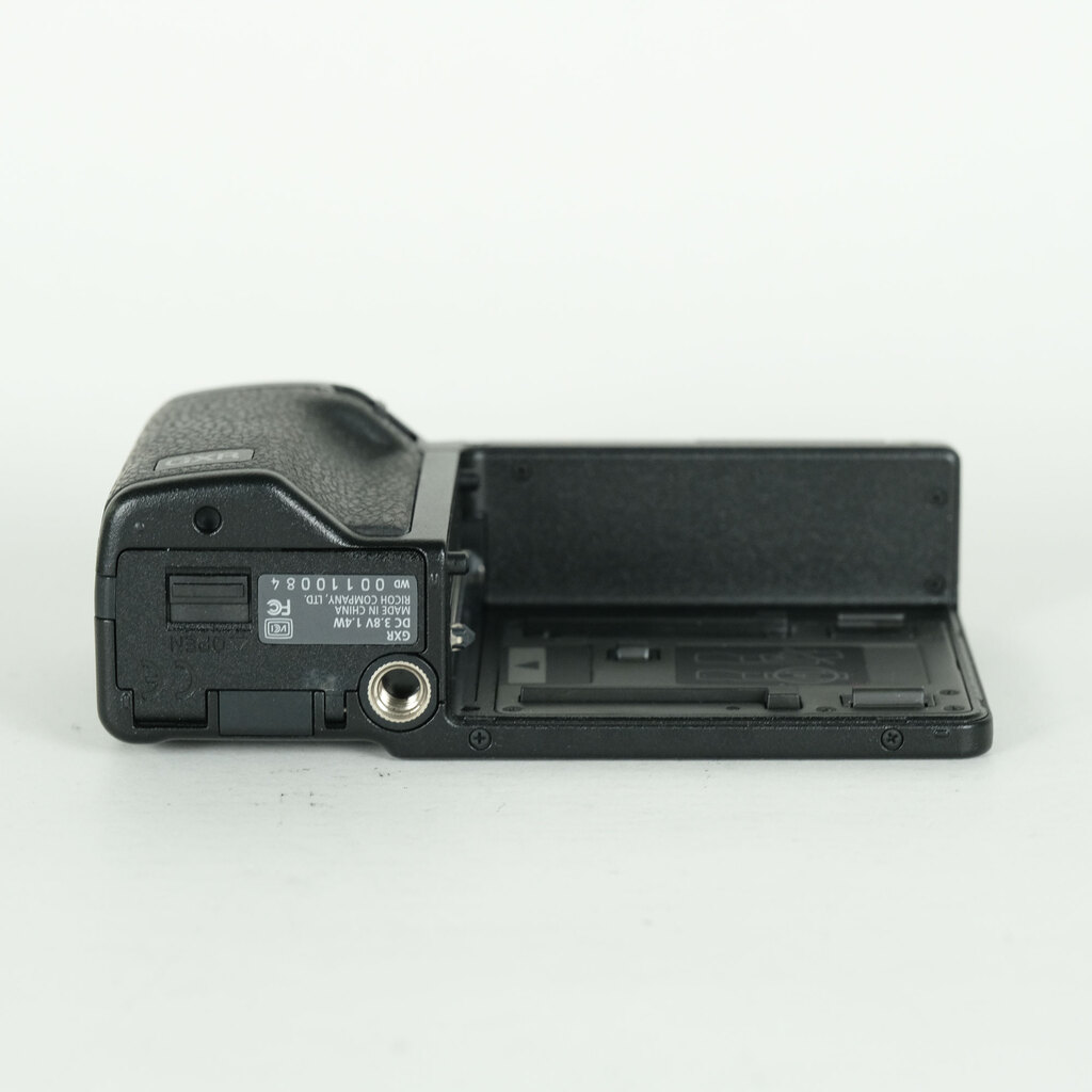 RICOH GXR カメラボディ、付属品 RICOH GXRボディの出品 | ONE SCENE（ワンシーン）