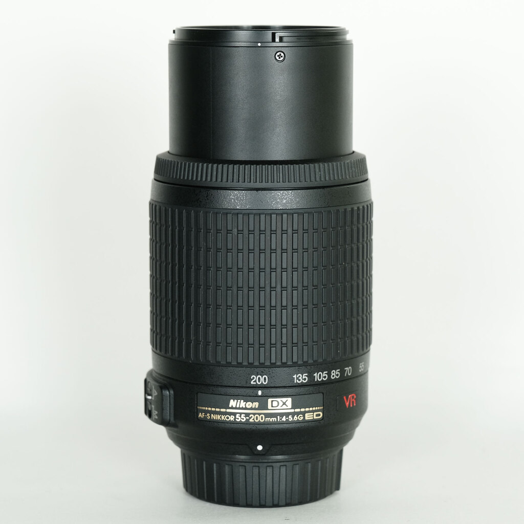 Nikon AF-S DX VR Zoom-Nikkor 55-200mm F4-5.6G IF-ED
